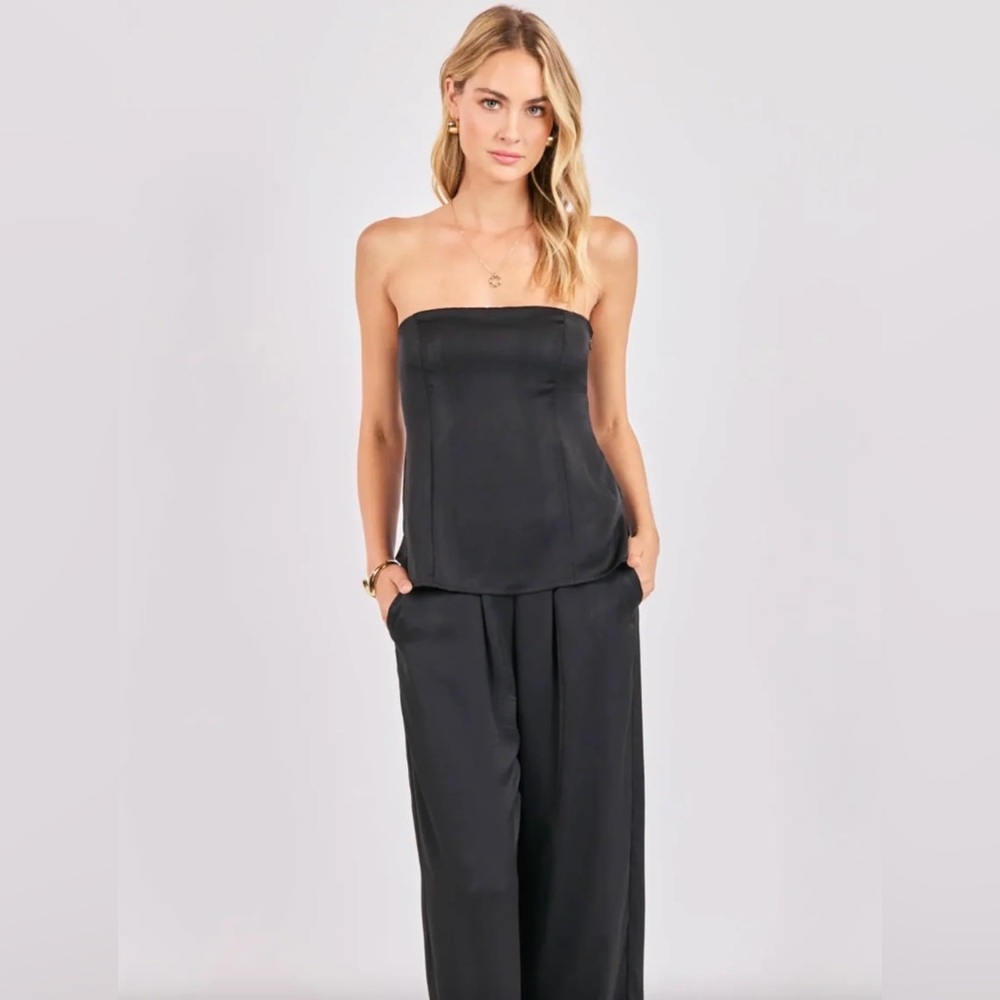 Romy Satin Tube Top “NWT”